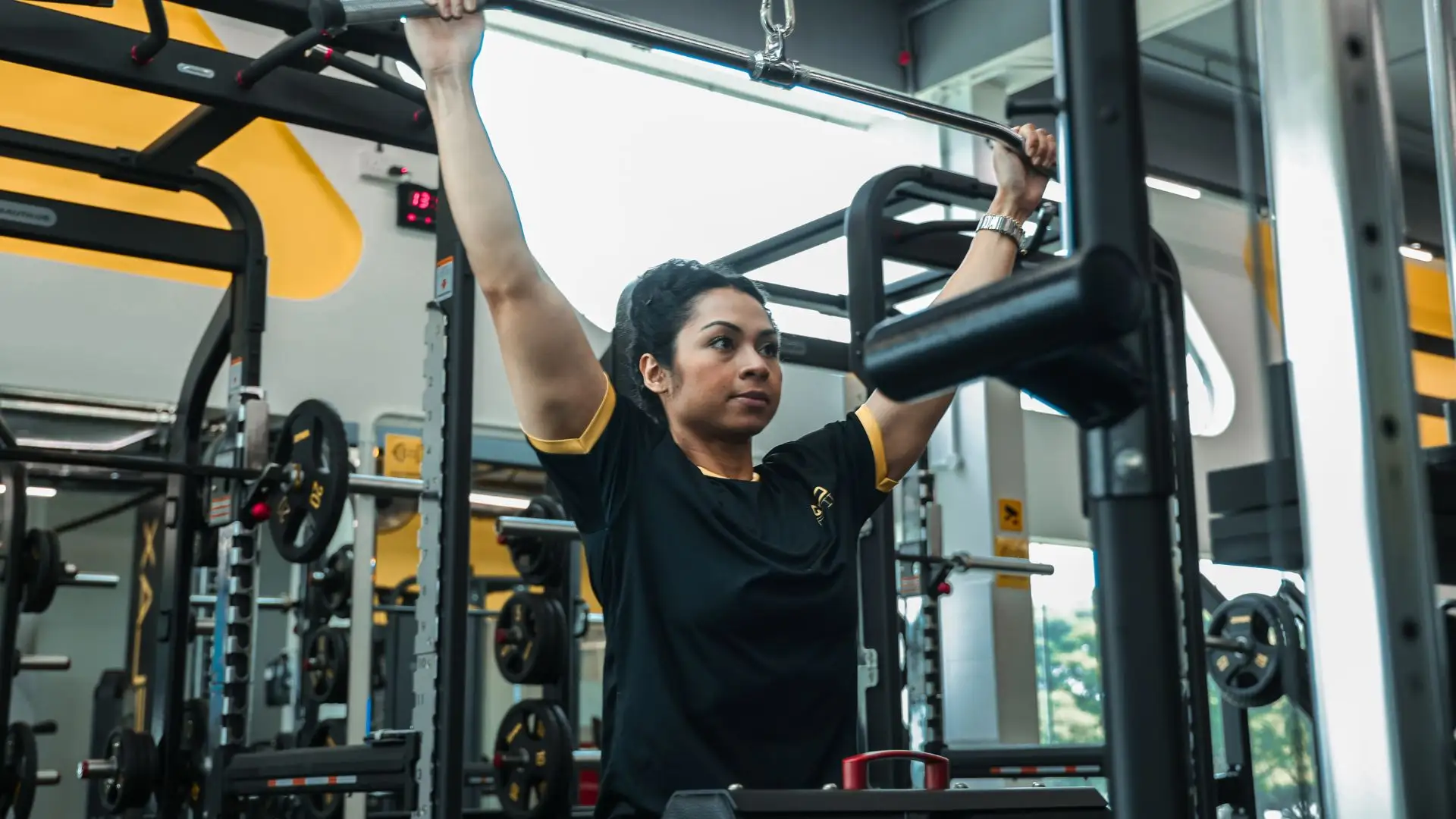 Overcoming Gym Anxiety: 8 Tips On How to Feel Confident Working Out