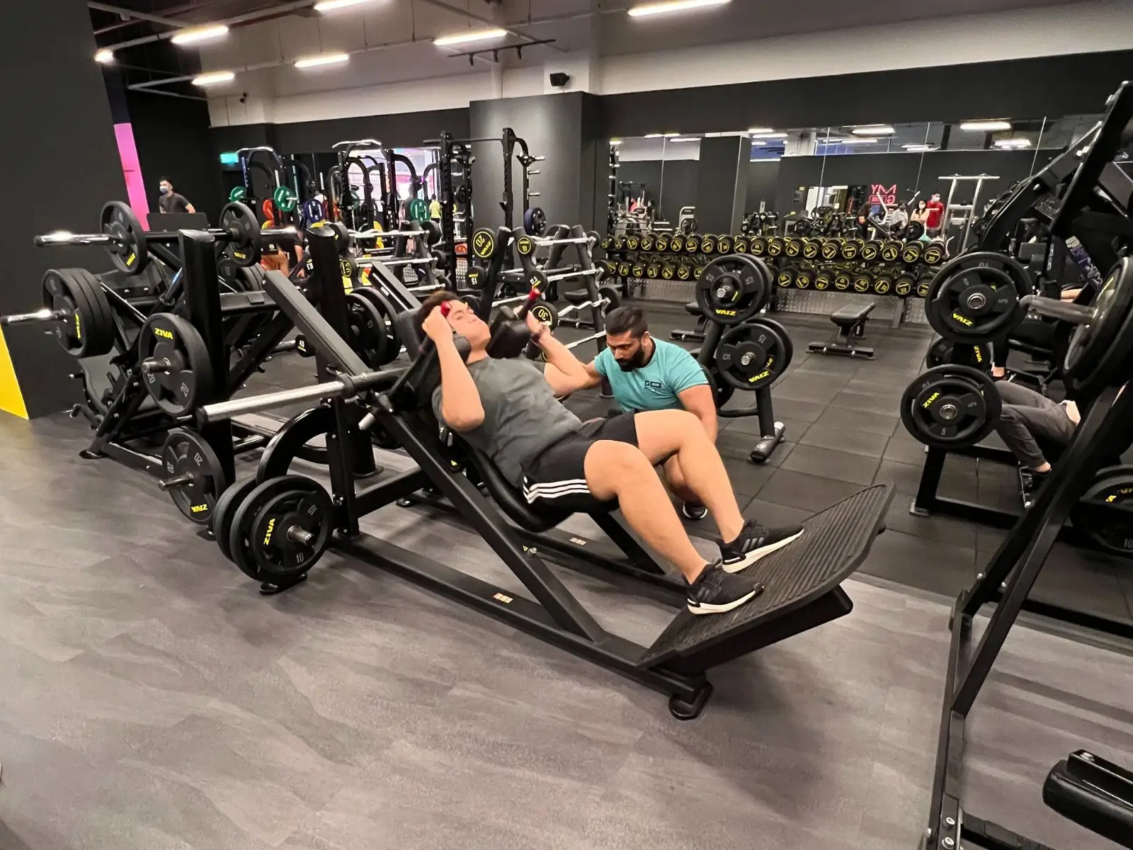 Ramadan Fitness Guide: 8 Tips for Staying Fit and Healthy During Ramadan